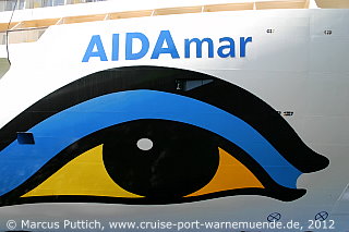 Das Kreuzfahrtschiff AIDAmar am 12. Mai 2012 in Hamburg (Deutschland).