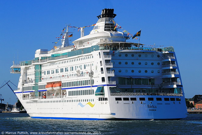 Das Kreuzfahrtschiff BIRKA STOCKHOLM am 11. Juli 2015 im Kreuzfahrthafen Warnemünde in der Hansestadt Rostock.