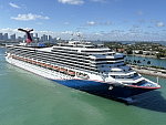 Das Kreuzfahrtschiff CARNIVAL CONQUEST am 17. April 2026 in Miami, FL (USA)