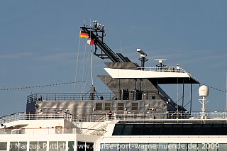 Das Kreuzfahrtschiff CELEBRITY CENTURY am 27. August 2009 im Ostseebad Warnemünde.