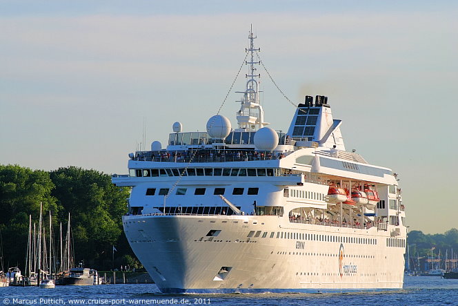 Das Kreuzfahrtschiff GEMINI am 27. Juni 2011 in L&uuml;beck (Deutschland).