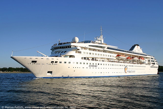 Das Kreuzfahrtschiff GEMINI am 27. Juni 2011 in L&uuml;beck (Deutschland).