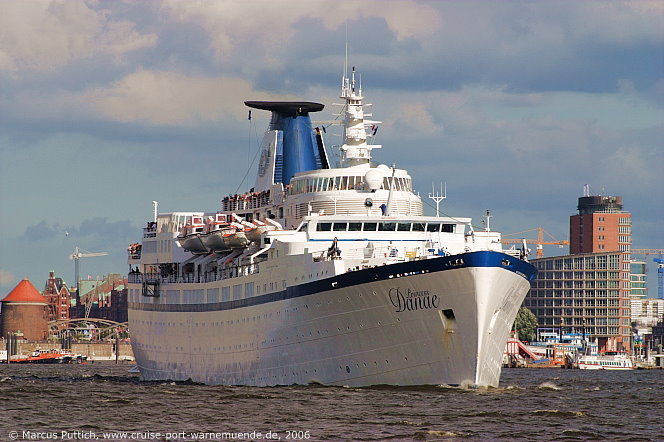 Das Kreuzfahrtschiff PRINCESS DANAE am 05. September 2006 in Hamburg (Deutschland).