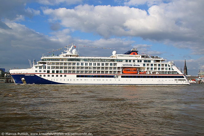 Das Kreuzfahrtschiff HANSEATIC nature am 05. Mai 2019 in Hamburg (Deutschland).