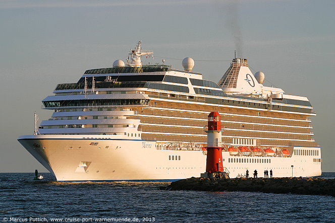 Das Kreuzfahrtschiff MARINA am 06. Juli 2013 im Kreuzfahrthafen Warnemünde in der Hansestadt Rostock.