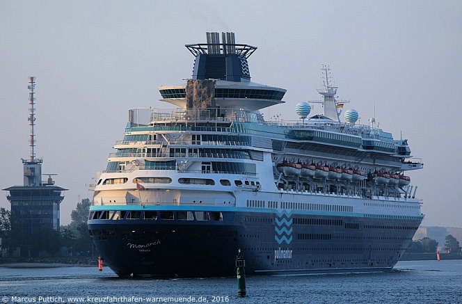 Das Kreuzfahrtschiff MONARCH am 18. Juni 2016 im Kreuzfahrthafen Warnemünde in der Hansestadt Rostock (Erstanlauf).