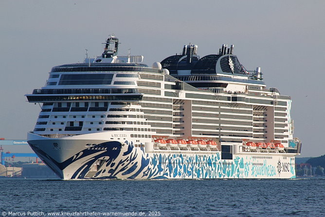 Das Kreuzfahrtschiff MSC EURIBIA von der Kreuzfahrtreederei MSC Crociere am 19. Juli 2025 in Kiel (Deutschland).