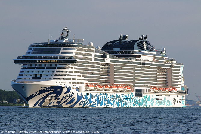 Das Kreuzfahrtschiff MSC EURIBIA von der Kreuzfahrtreederei MSC Crociere am 19. Juli 2025 in Kiel (Deutschland).