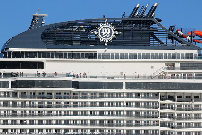 Das Kreuzfahrtschiff MSC EURIBIA von der Kreuzfahrtreederei MSC Crociere am 19. Juli 2025 in Kiel (Deutschland).