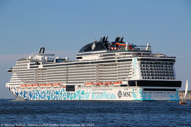 Das Kreuzfahrtschiff MSC EURIBIA von der Kreuzfahrtreederei MSC Crociere am 19. Juli 2025 in Kiel (Deutschland).