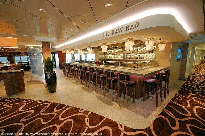 Kreuzfahrtschiff NORWEGIAN GETAWAY: The Raw Bar auf Deck 08.