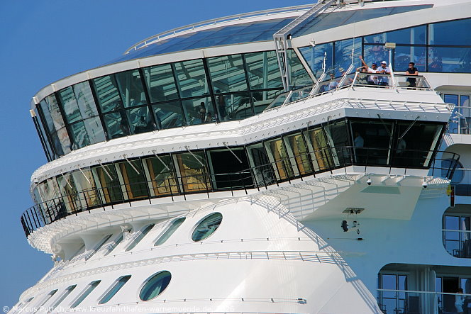 Das Kreuzfahrtschiff ODYSSEY OF THE SEAS von der Kreuzfahrtreederei Royal Caribbean International am 26. Juni 2026 in Civitavecchia (Italien).
