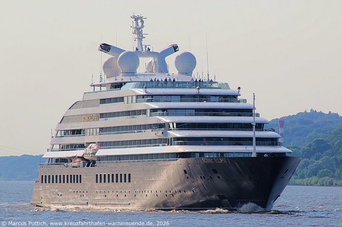Das Kreuzfahrtschiff SCENIC ECLIPSE II von der Kreuzfahrtreederei Scenic Luxury Cruises & Tours am 03. August 2026 in Hamburg (Deutschland).