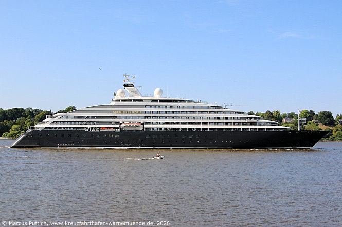 Das Kreuzfahrtschiff SCENIC ECLIPSE II von der Kreuzfahrtreederei Scenic Luxury Cruises & Tours am 03. August 2026 in Hamburg (Deutschland).