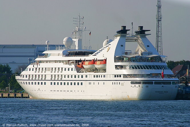 Das Kreuzfahrtschiff SEABOURN PRIDE am 02. September 2008 im Kreuzfahrthafen Warnemünde in der Hansestadt Rostock.