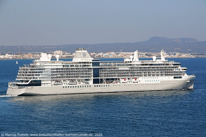 Das Kreuzfahrtschiff SILVER RAY von der Kreuzfahrtreederei Silversea Cruises<BR>am 26. Juni 2026 in Palma auf der Insel Mallorca (Spanien).
