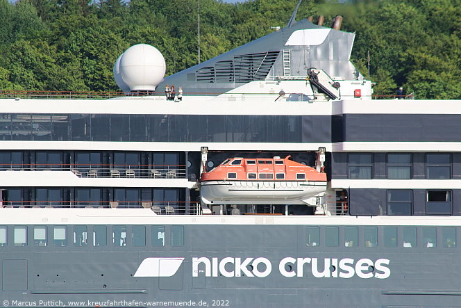 Das Kreuzfahrtschiff WORLD VOYAGER am 11. Juni 2022 in Kiel (Deutschland).